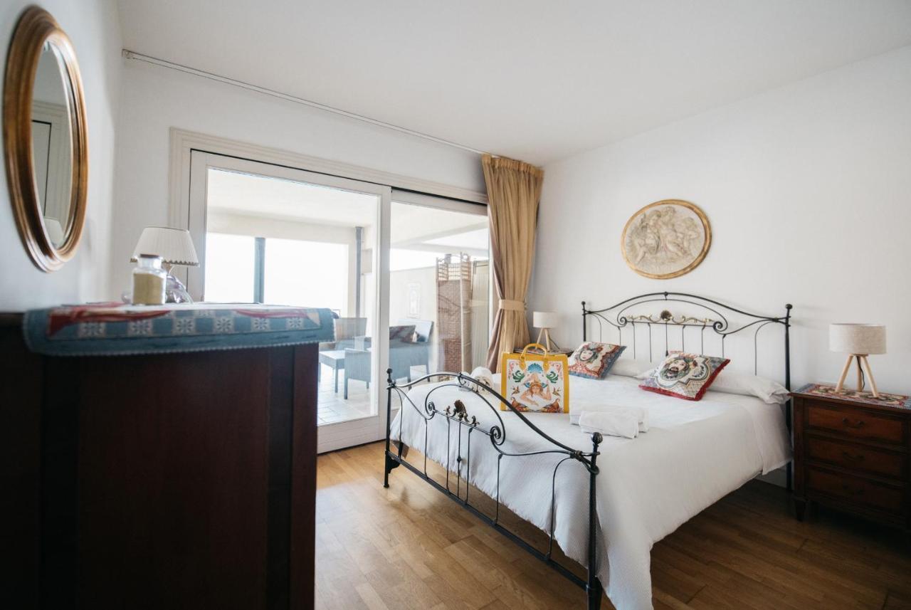 Taormina Lux & Elite Apartments - Taormina Holidays Exterior foto